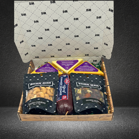 Delicatessen Gift Box Nuts Cheeses and Beef